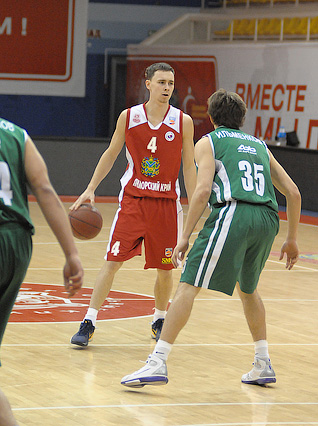 «Спартак-Приморье-2» - УНИКС-2