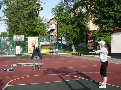 Ghetto Basket:  Mad Shot 