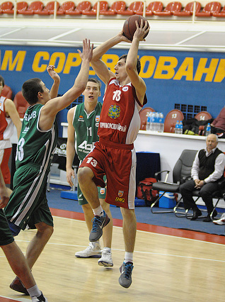 «Спартак-Приморье-2» - УНИКС-2