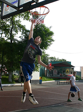 Ghetto Basket:  Mad Shot 