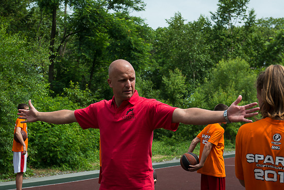 Детей в «Спарте» тренирует сербский специалист Славолюб Горунович